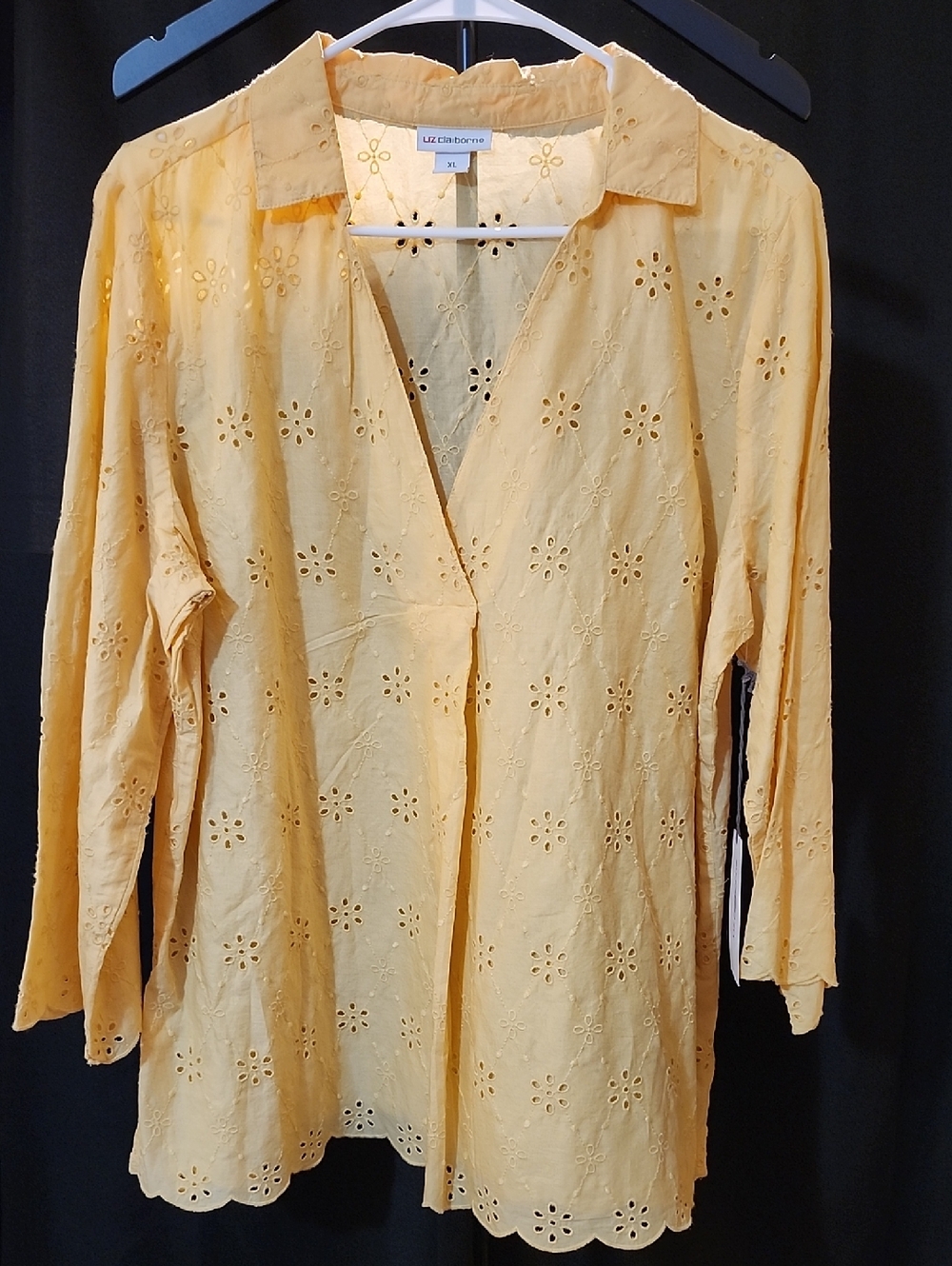 Liz Claiborne Eyelet Blouse – XL (NWT) | Apricot Sherbet